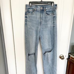 American Eagle Distressed Jeans